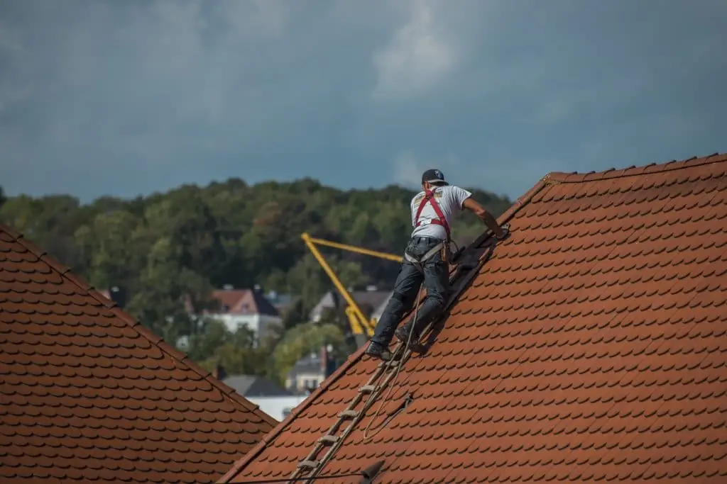 Roof Maintenance and Repairs by Competent Roof Services